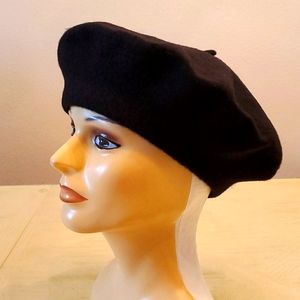 New Adorable Black Wool Beret